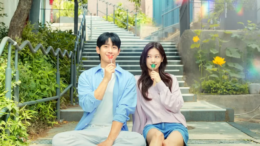Imagem com os protagonistas do k-drama O Amor mora ao lado