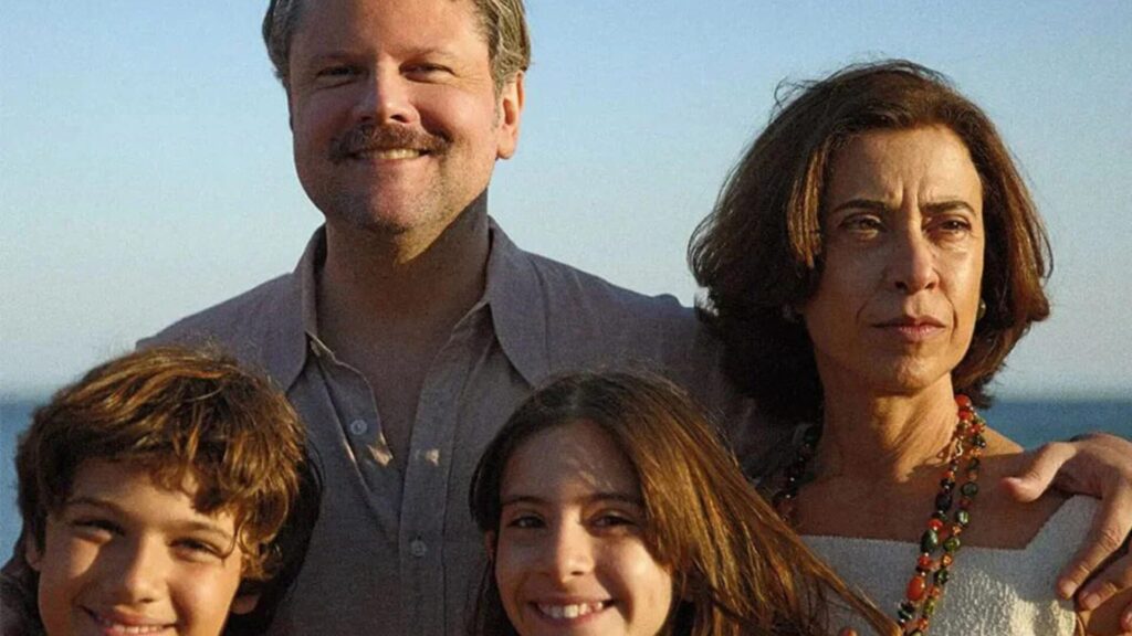 Cartaz promocional de Ainda Estou Aqui