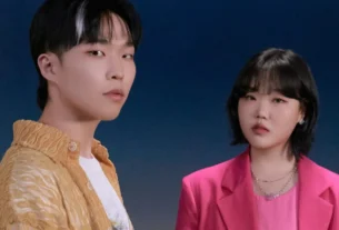 Foto do duo AKMU