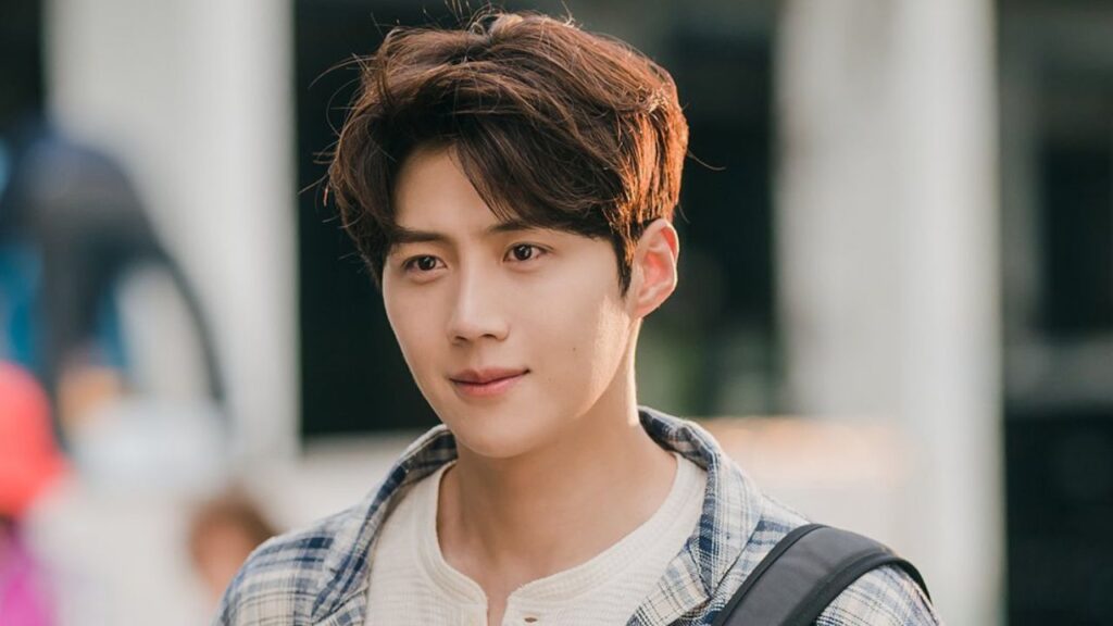 Foto do ator kim seon ho