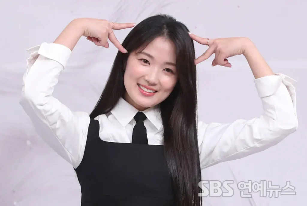 Foto da atriz Kim Hye-yoon