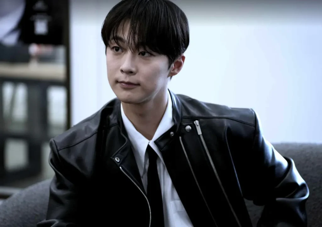 Foto do ator Bae In-hyuk, do elenco de Nosso Universo