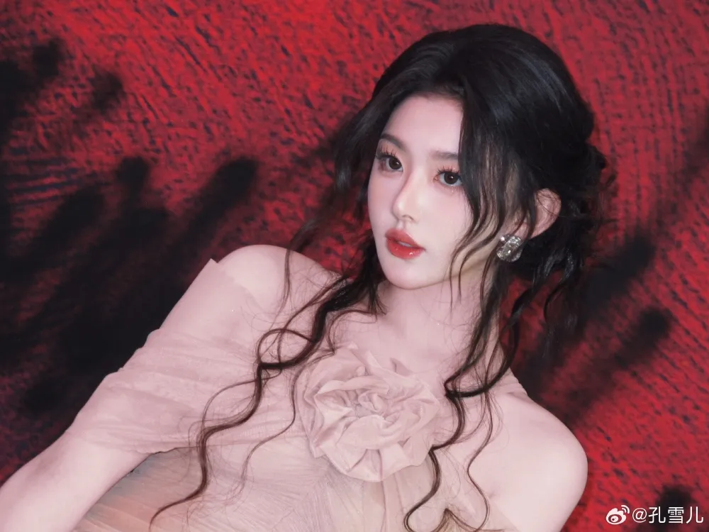 Foto da atriz Snow Kong