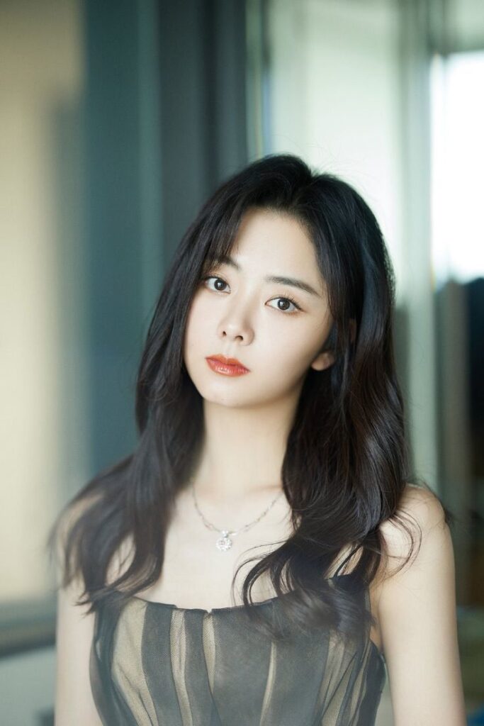 Foto da atriz Tan Songyun