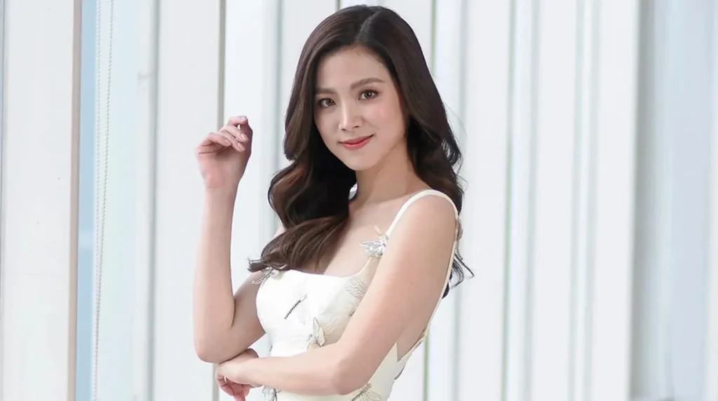 Foto da atriz Baifern Pimchanok