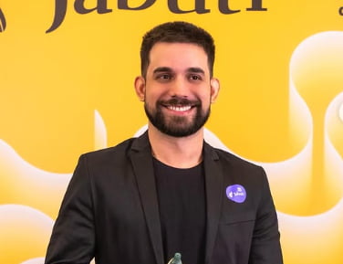 Foto do ator Marcelo Henrique Silva