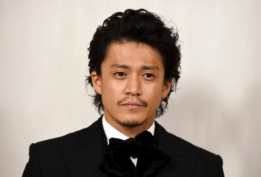 Foto do ator shun oguri