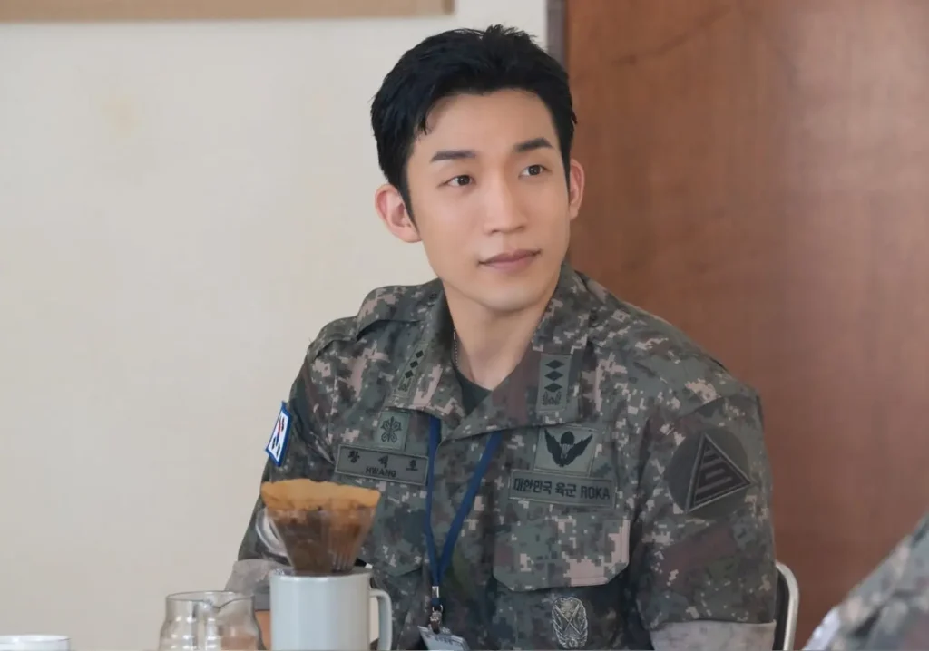 Foto do ator Lee Sang Yi